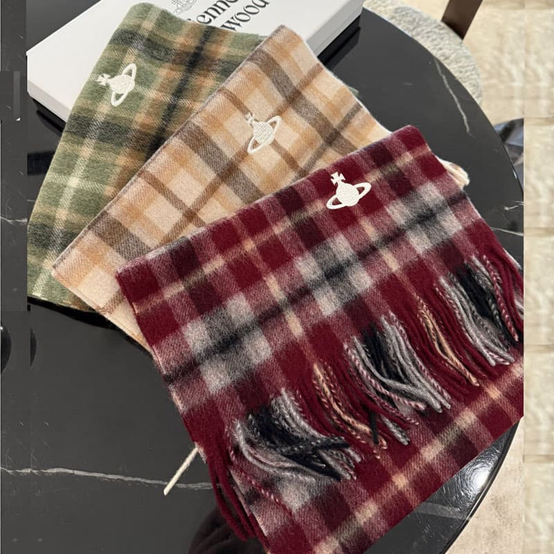 비비안웨스트우드 캐시미어 체크 머플러