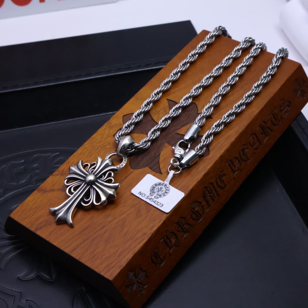 크롬하츠 필리그리 크로스 XS 펜던트