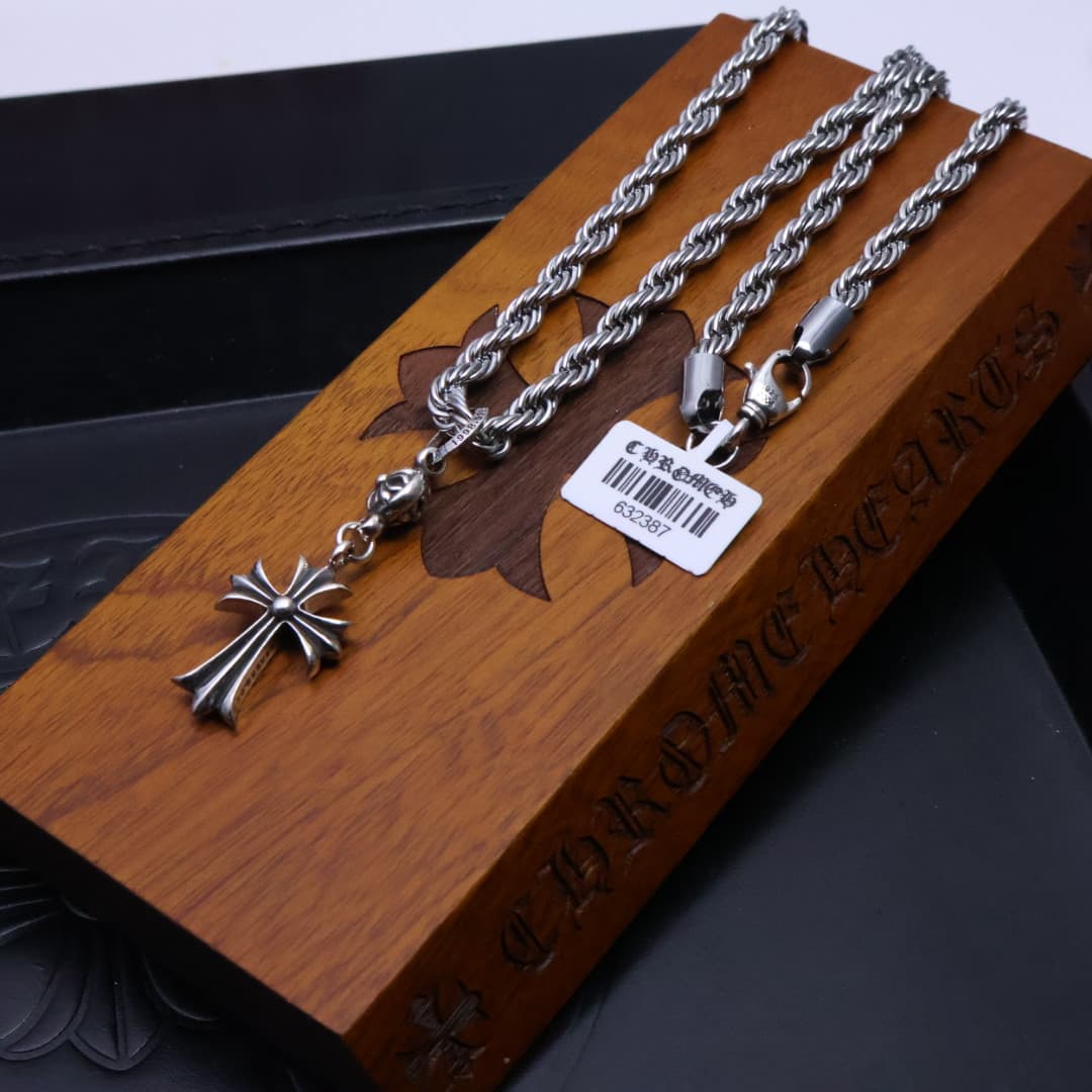 크롬하츠 CH 크로스 베이비 팻 펜던트