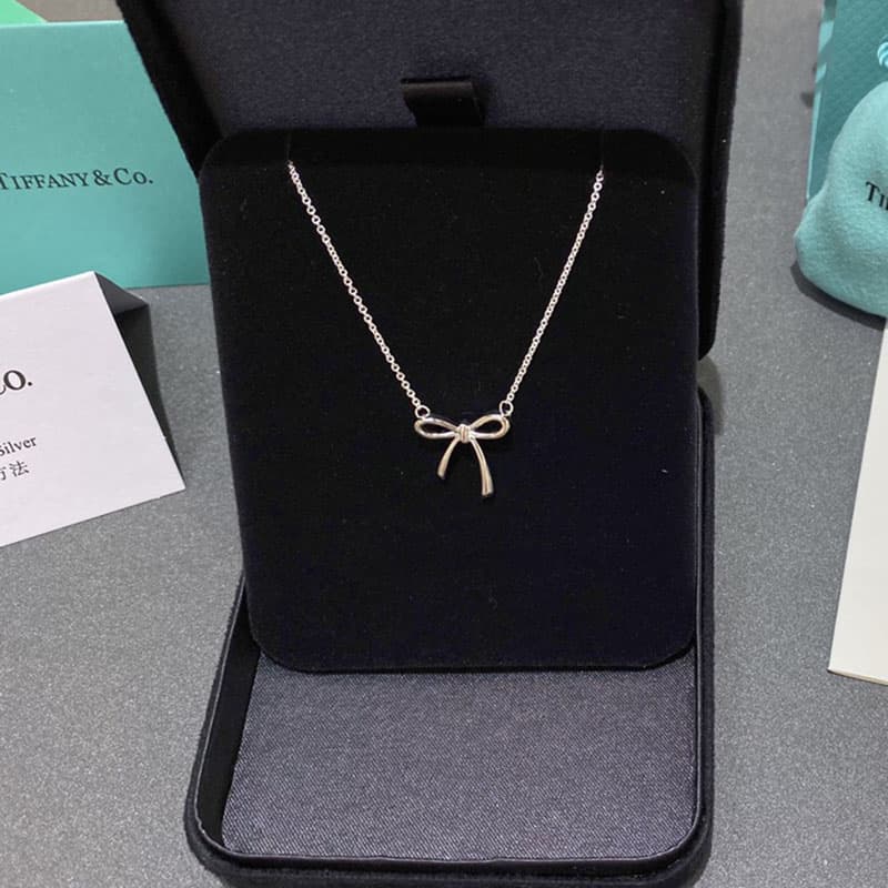 티파니앤코 스털링 실버 리본 보우 목걸이