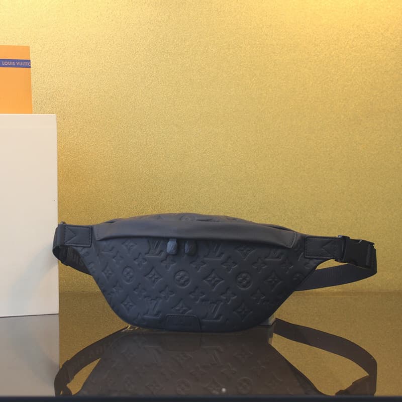 루이비통 디스커버리 범백 PM 섀도우 모노그램 M46036