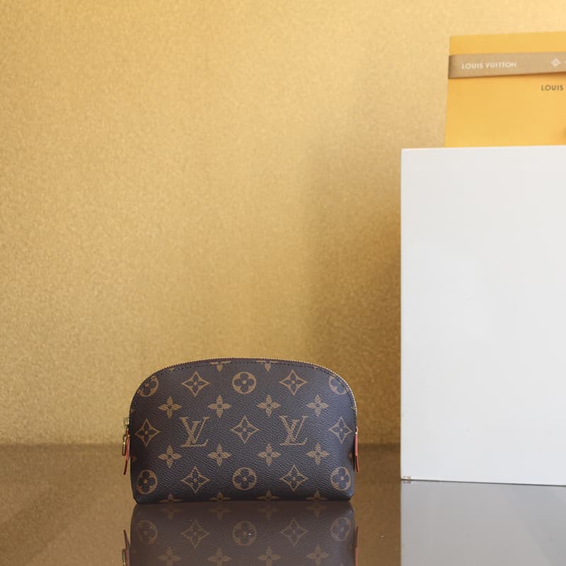 루이비통 모노그램 코스메틱 파우치 M47515