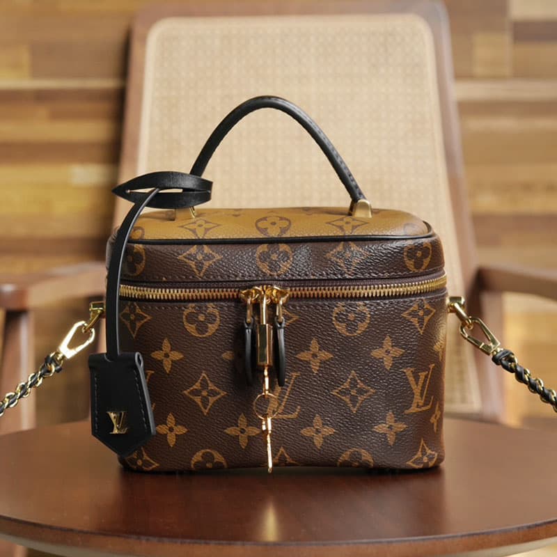 루이비통 베니티 토트백 M45165