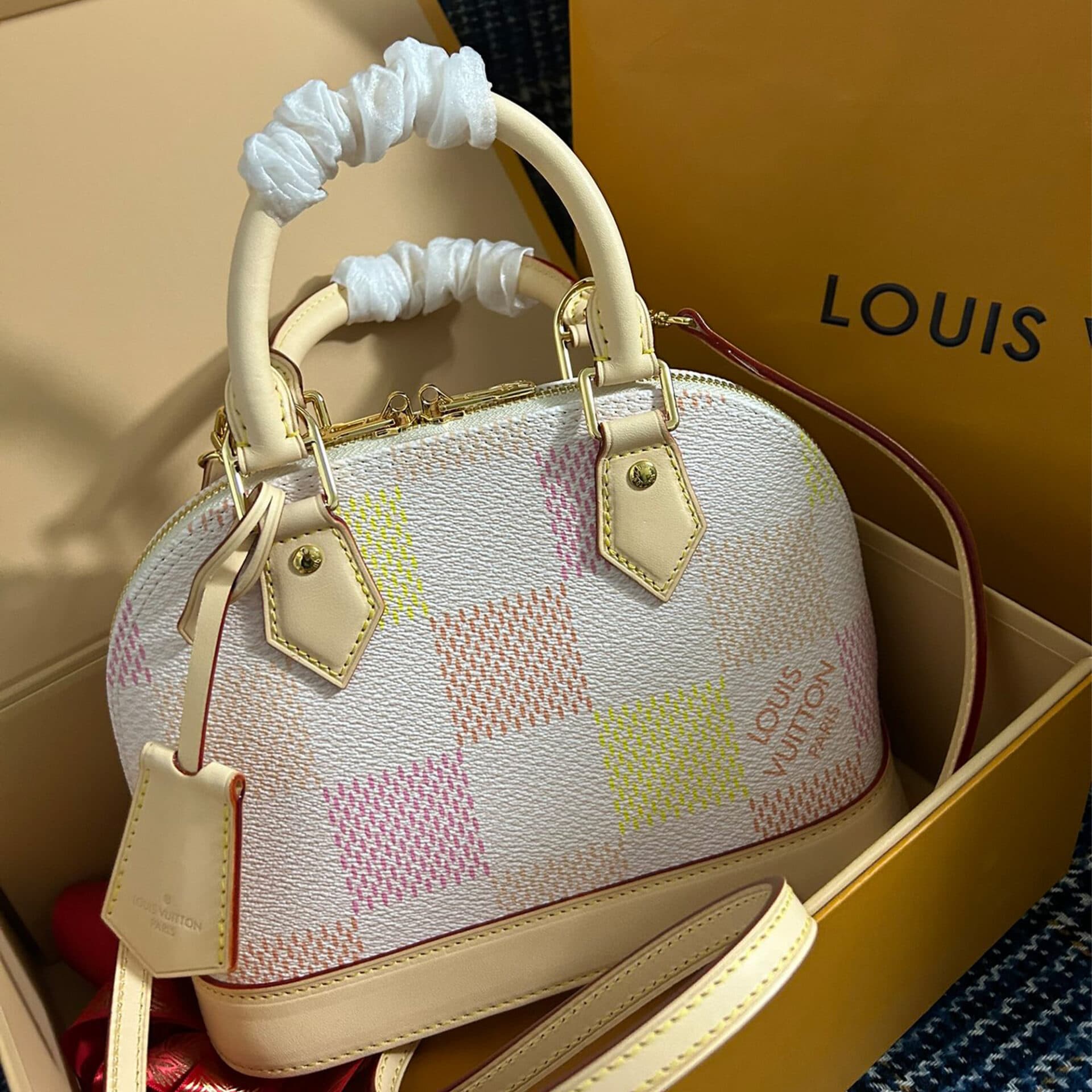 루이비통 알마 CC 다미에 로즈피치 N40516