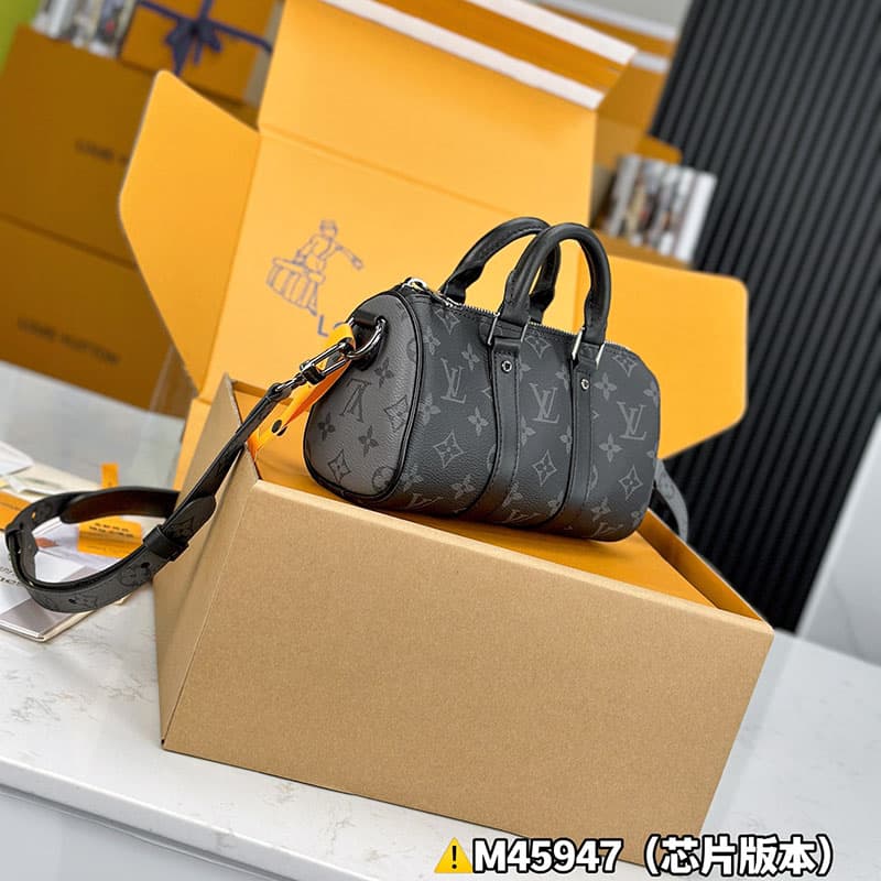 루이비통 키폴 XS 이클립스 미니 크로스백 M45947