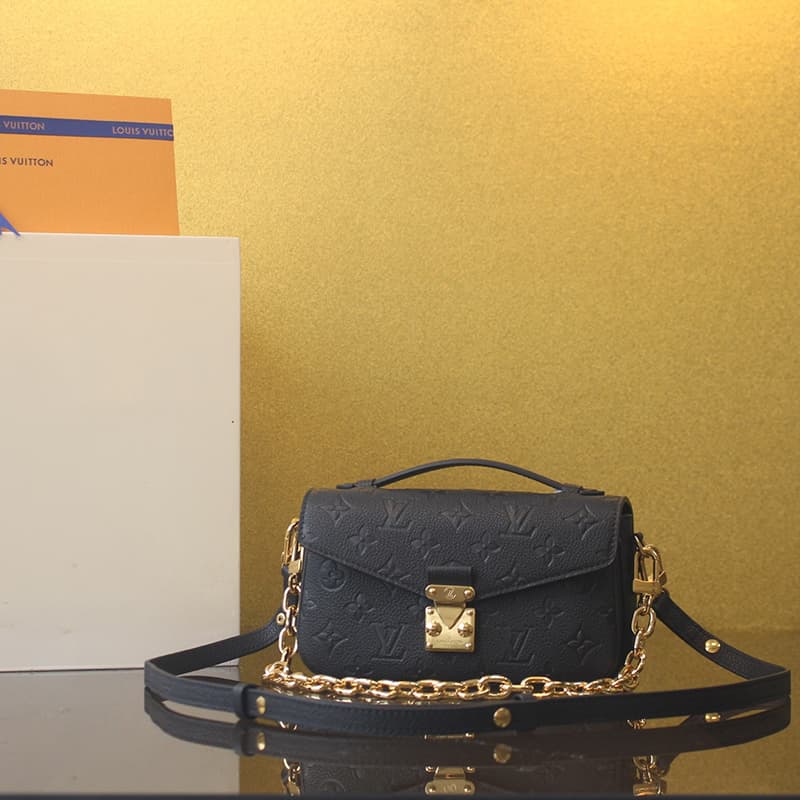 루이비통 포쉐트 메티스 이스트 웨스트 앙프렝뜨 모노그램 M46595