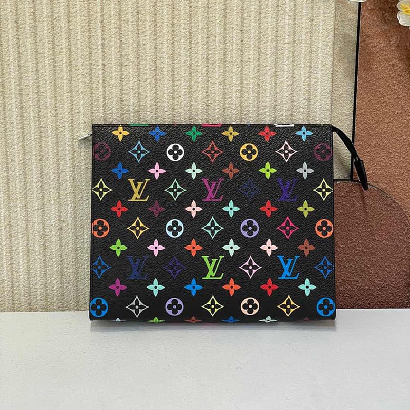 루이비통 x TM 토일렛 파우치 M13746