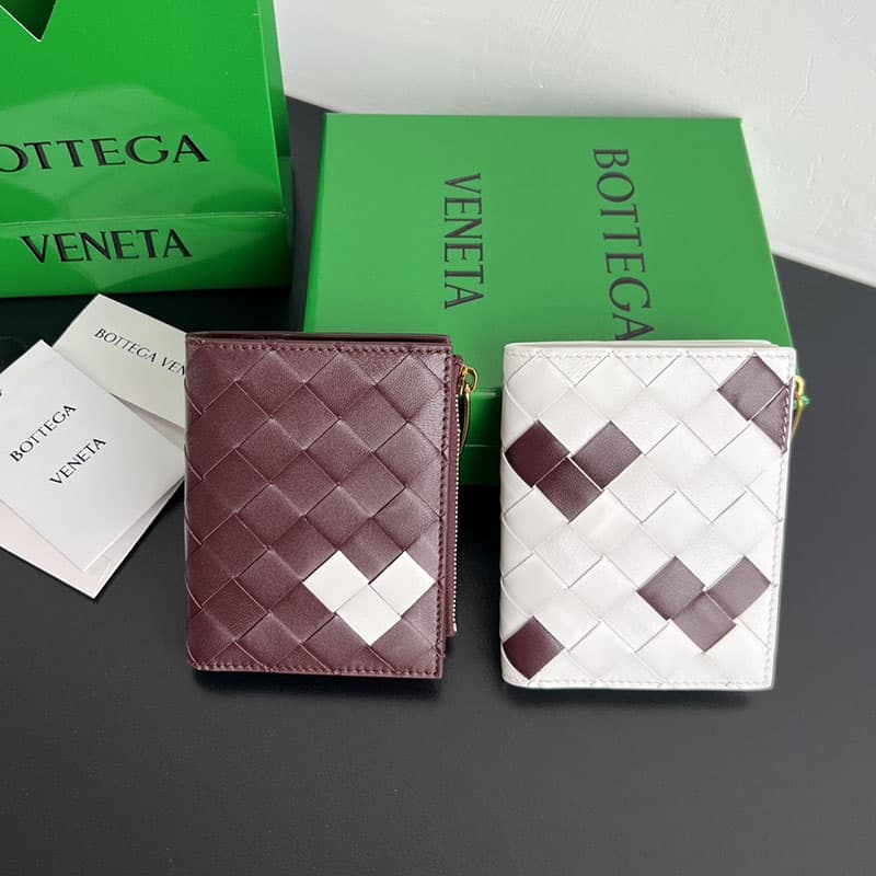 보테가베네타 발렌타인 지퍼 반지갑 742330