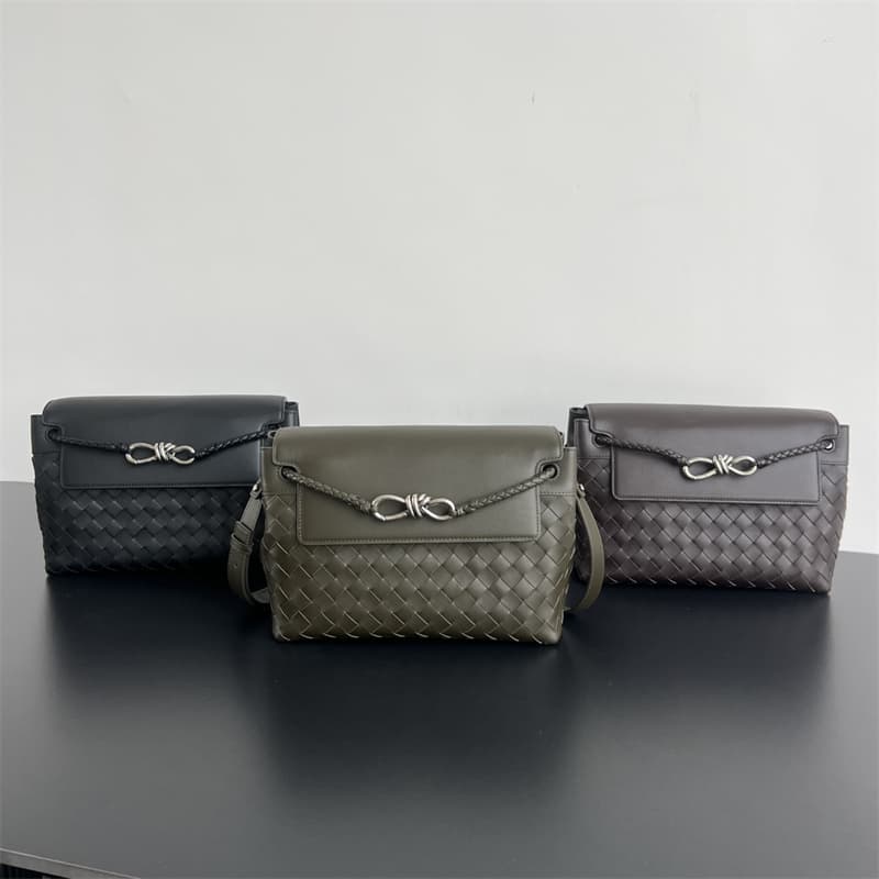 보테가베네타 스몰 안디아모 메신저백 815781