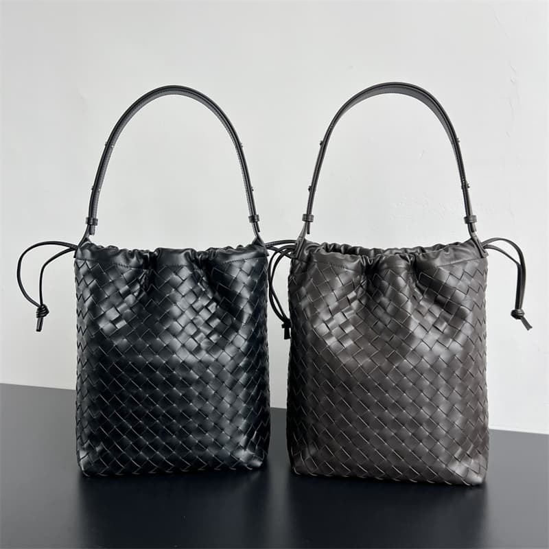 보테가베네타 인트레치아토 비블리오테카 버킷 백 836020 3color