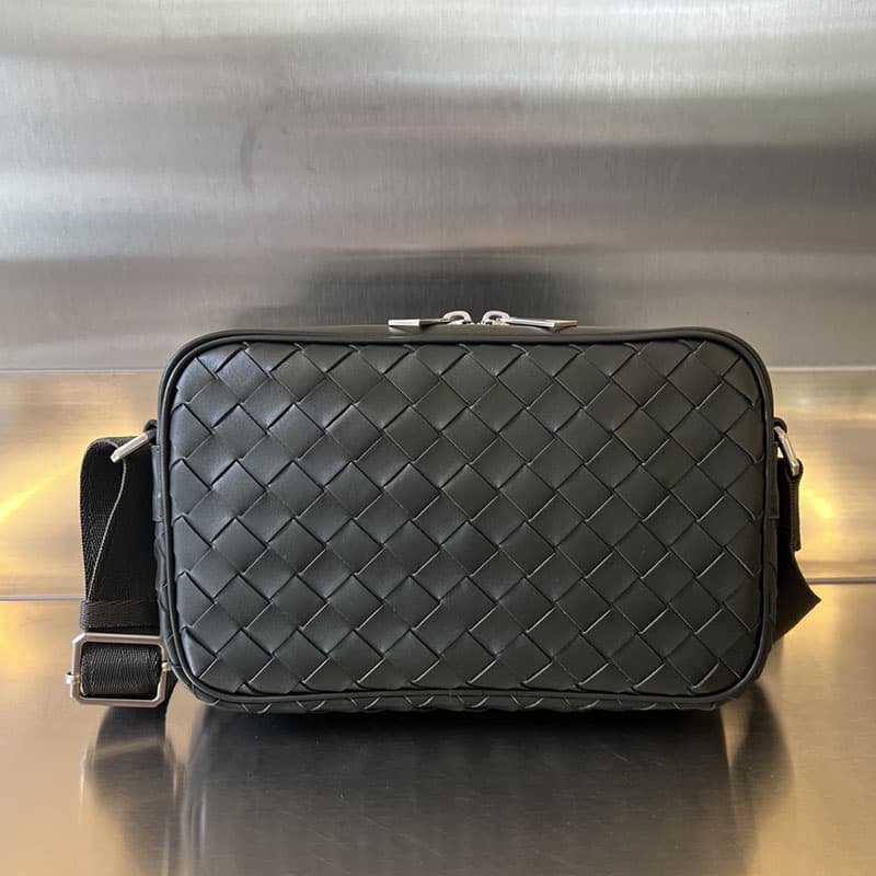 보테가베네타 인트레치아토 카메라 크로스백 710048