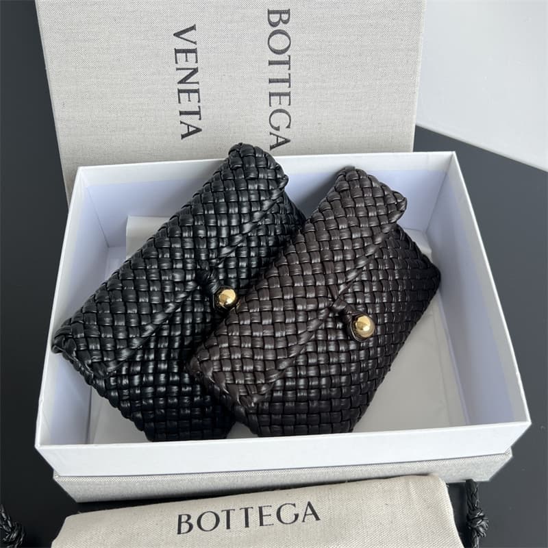 보테가베네타 토스카 클러치 백 777678