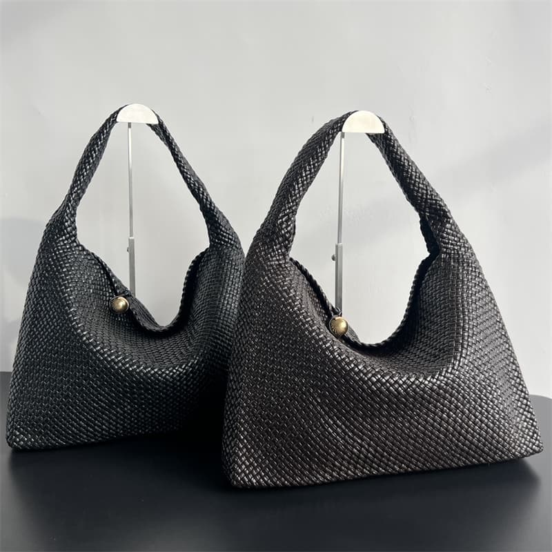 보테가베네타 토스카 홉 백