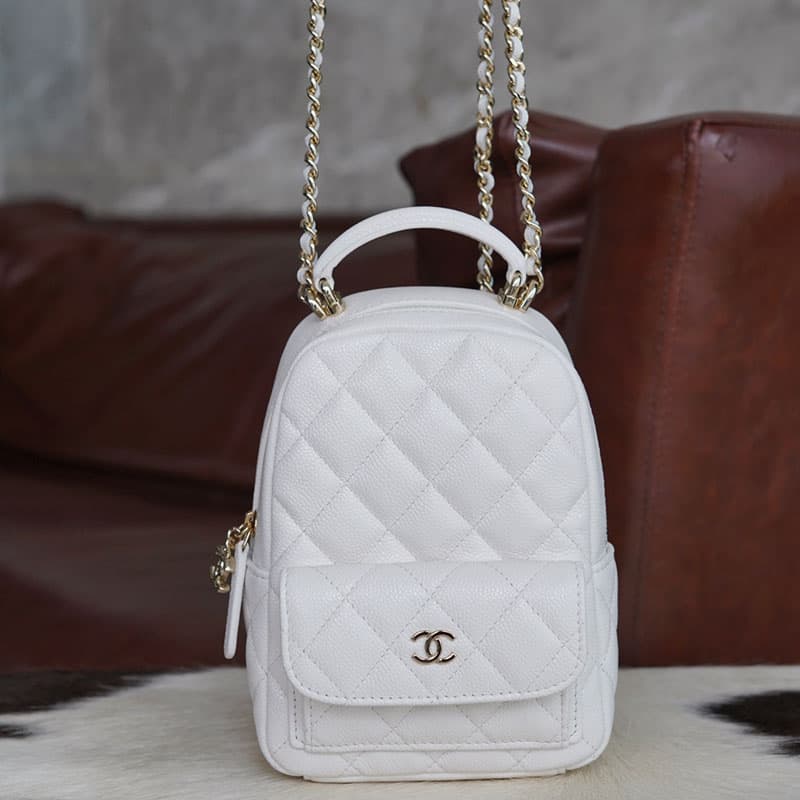 샤넬 24C 탑 핸들 미니 백팩 화이트