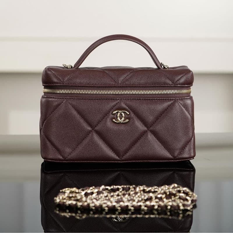 샤넬 25k 직사각 베니티 케이스 캐비어 골드 메탈 다크 브라운