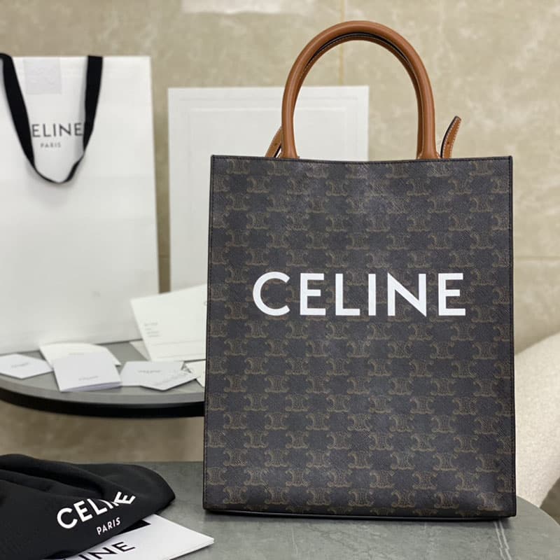 셀린느 버티컬 카바스 스몰 토트백 트리옹프 캔버스 탄 191542