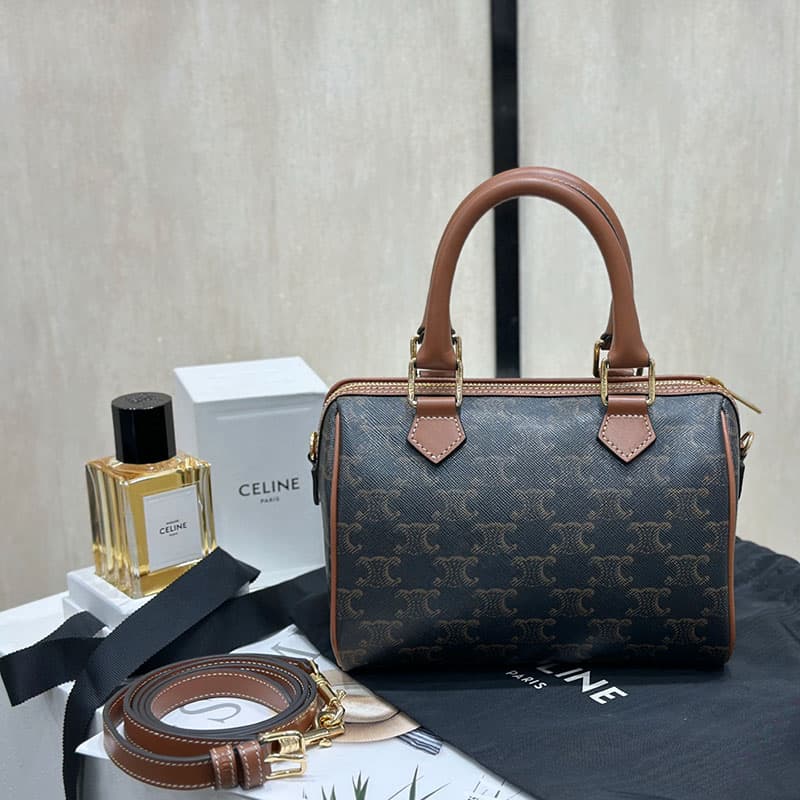 셀린느 스몰 보스턴백 트리옹프 캔버스 탄 197582