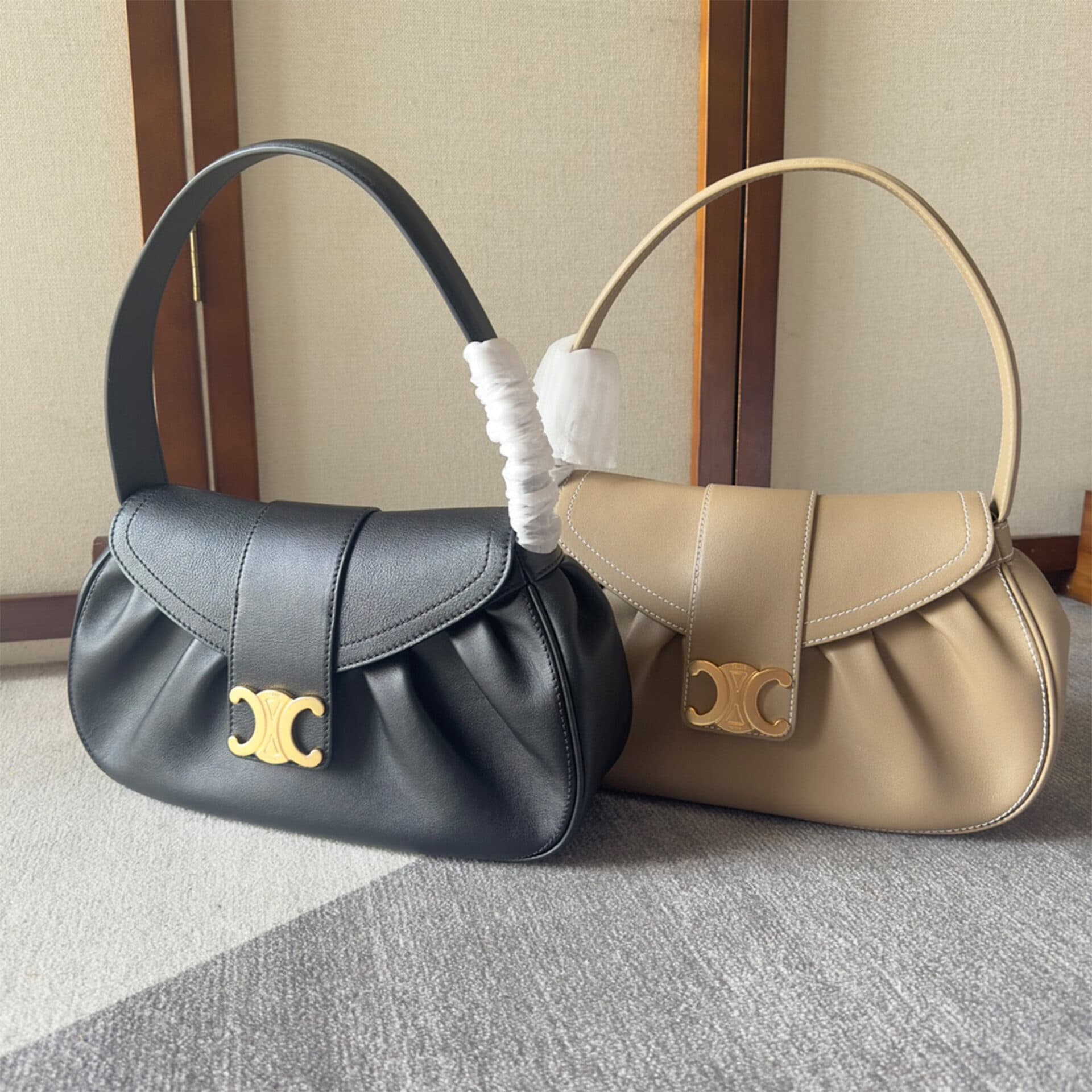 셀린 24SS 트리오페 폴리 숄더 백 33*19*9CM “2COLOR”