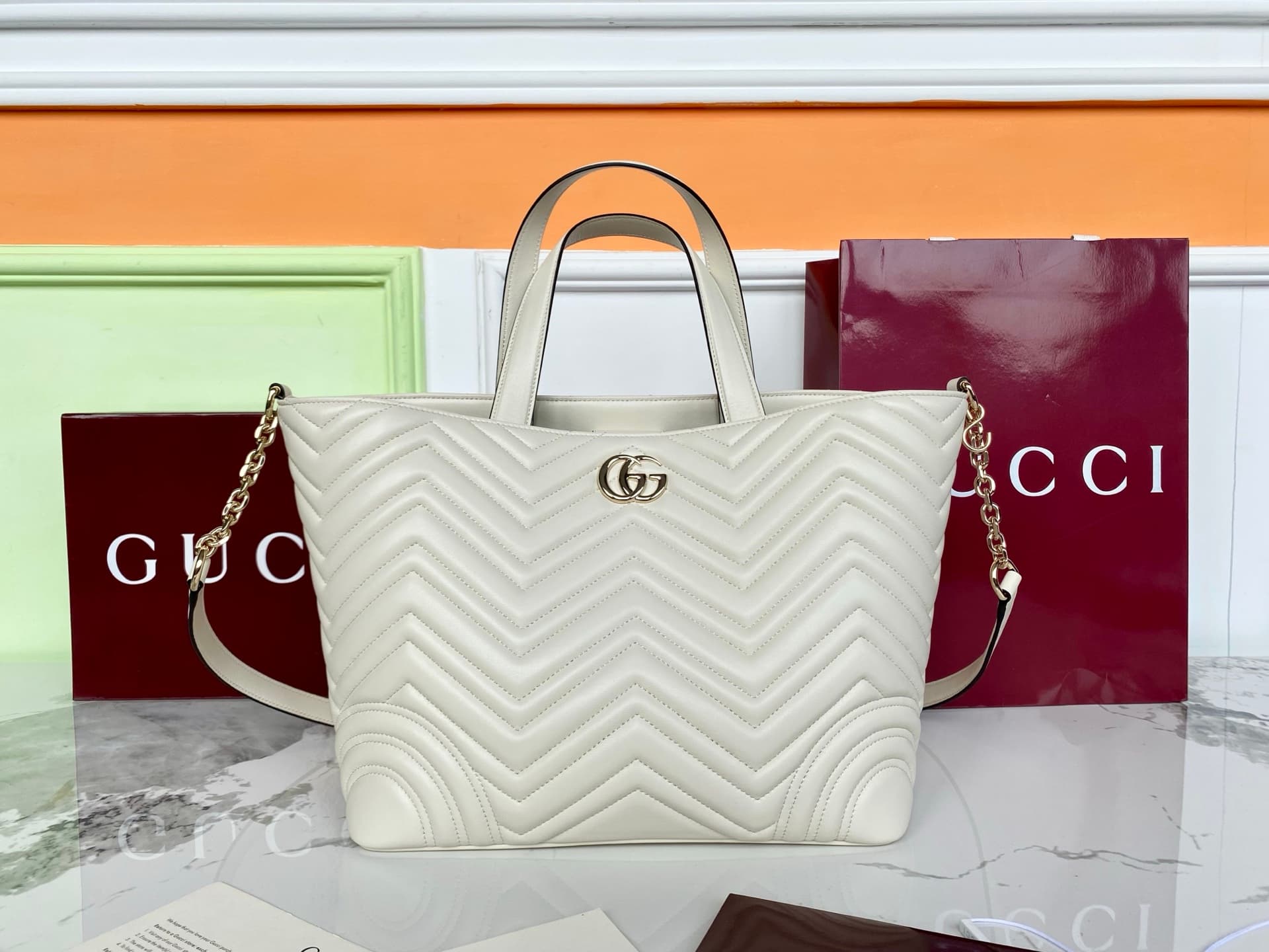 구찌 베티 미디움 토트백