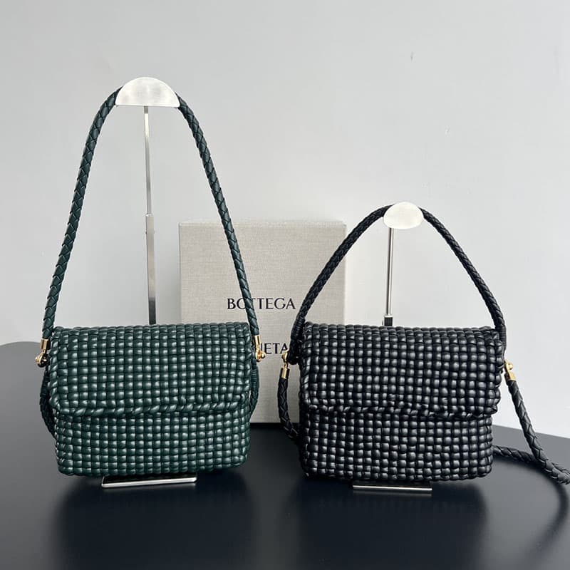 보테가베네타 스윙 백 764073