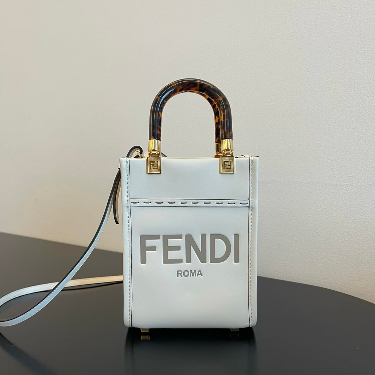 펜디 미니 션샤인 쇼퍼백