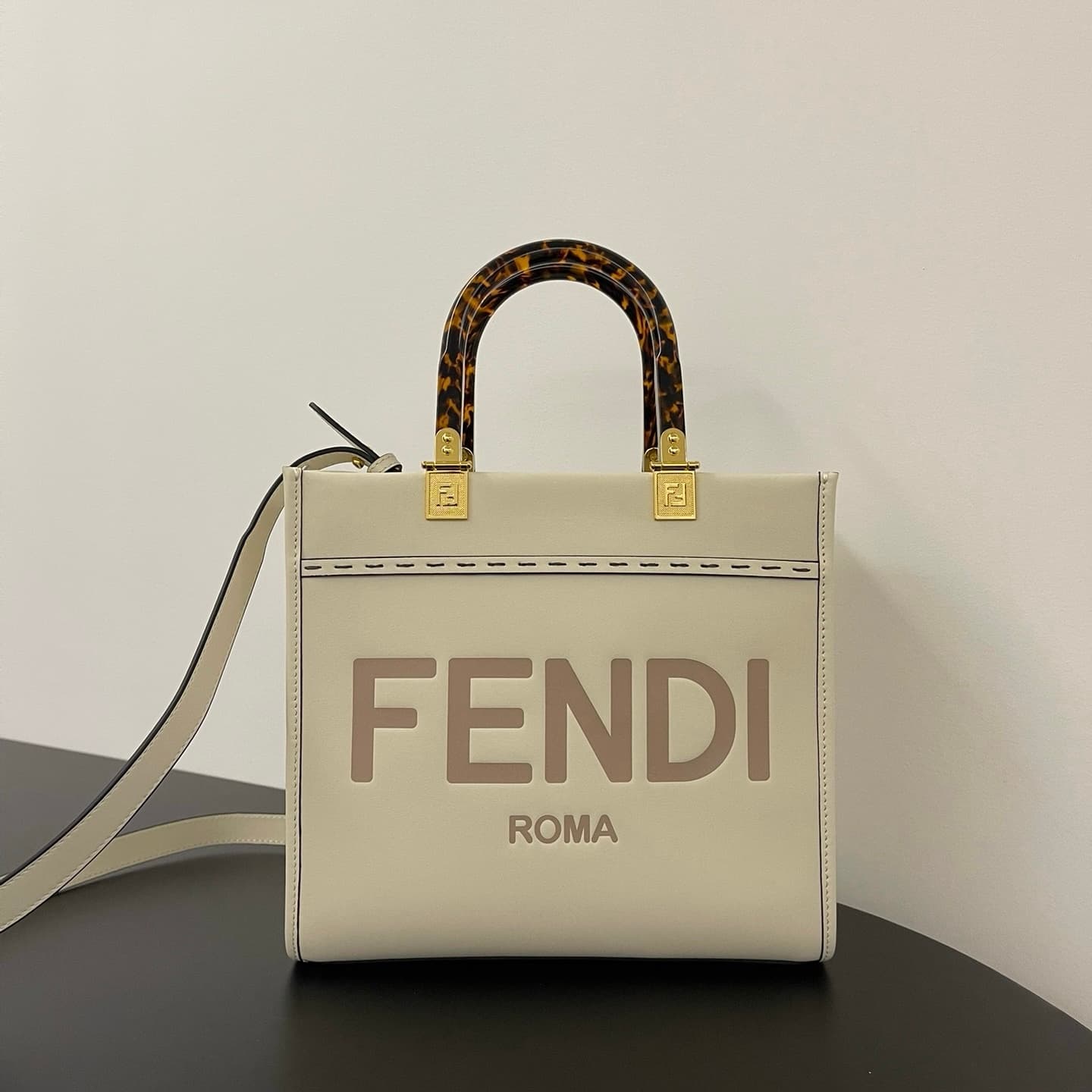 펜디 스몰 션샤인 쇼퍼백