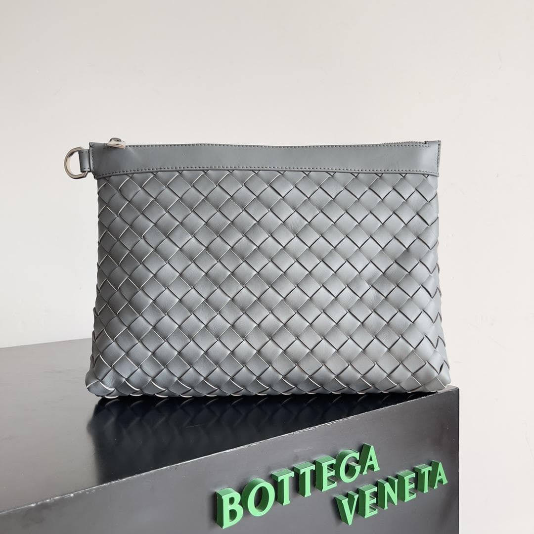 Bottega Veneta Intrecciato Zip Pouch