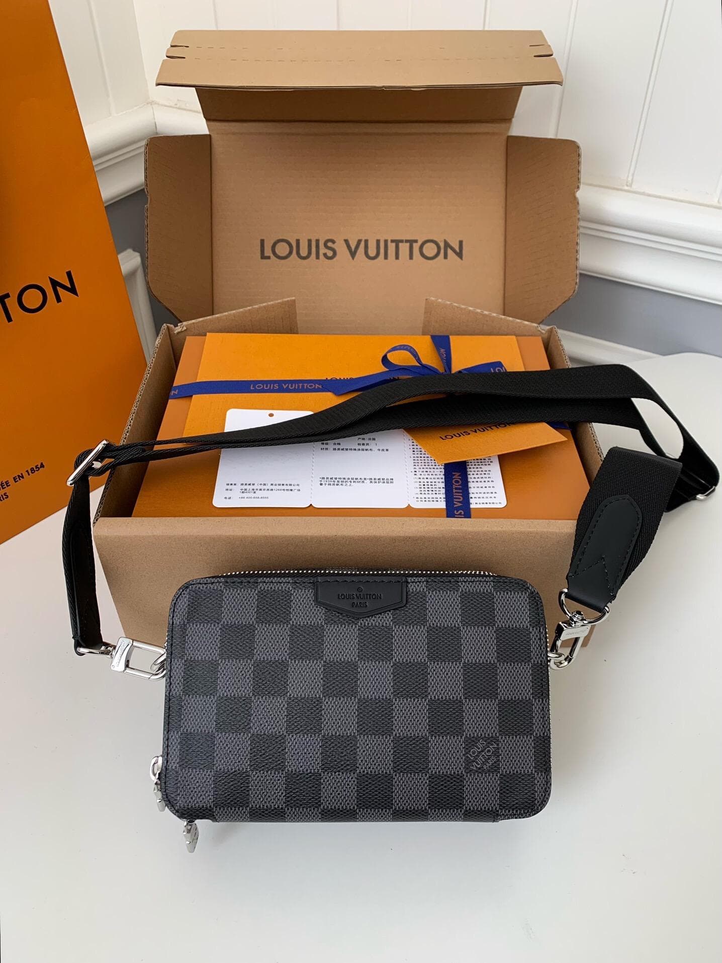 Louis Vuitton Alpha Wearable Wallet