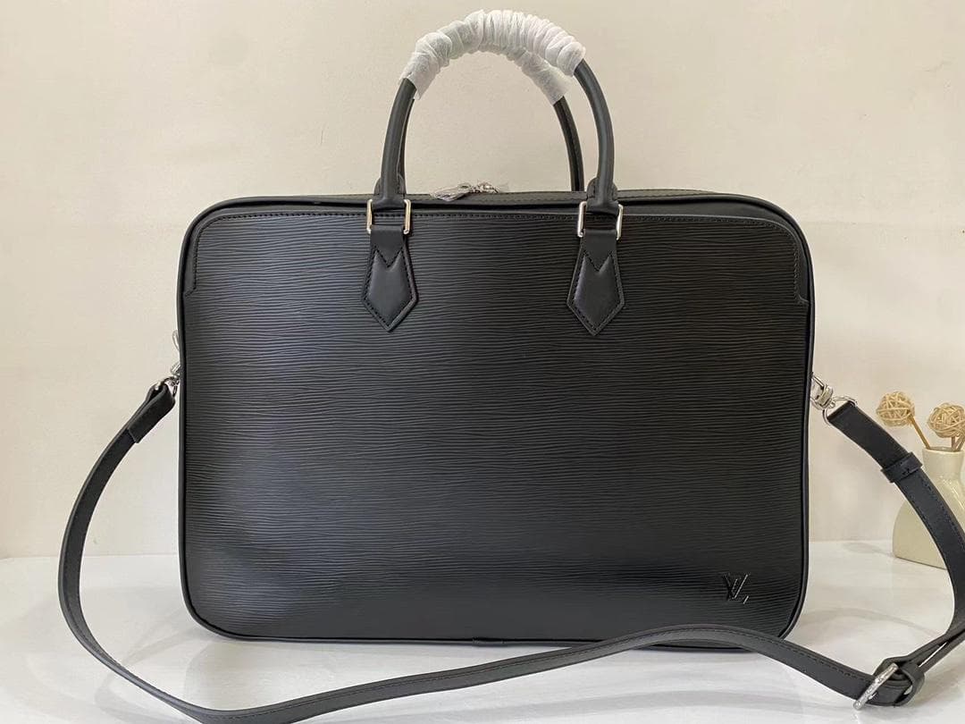 Louis Vuitton Dandy MM Epi