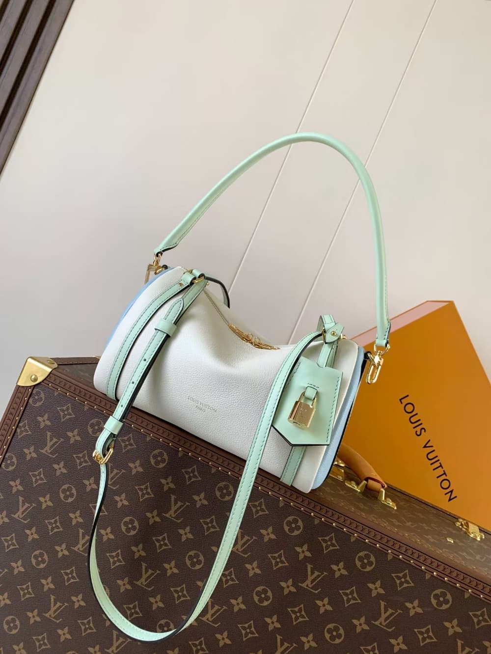 Louis Vuitton Express PM