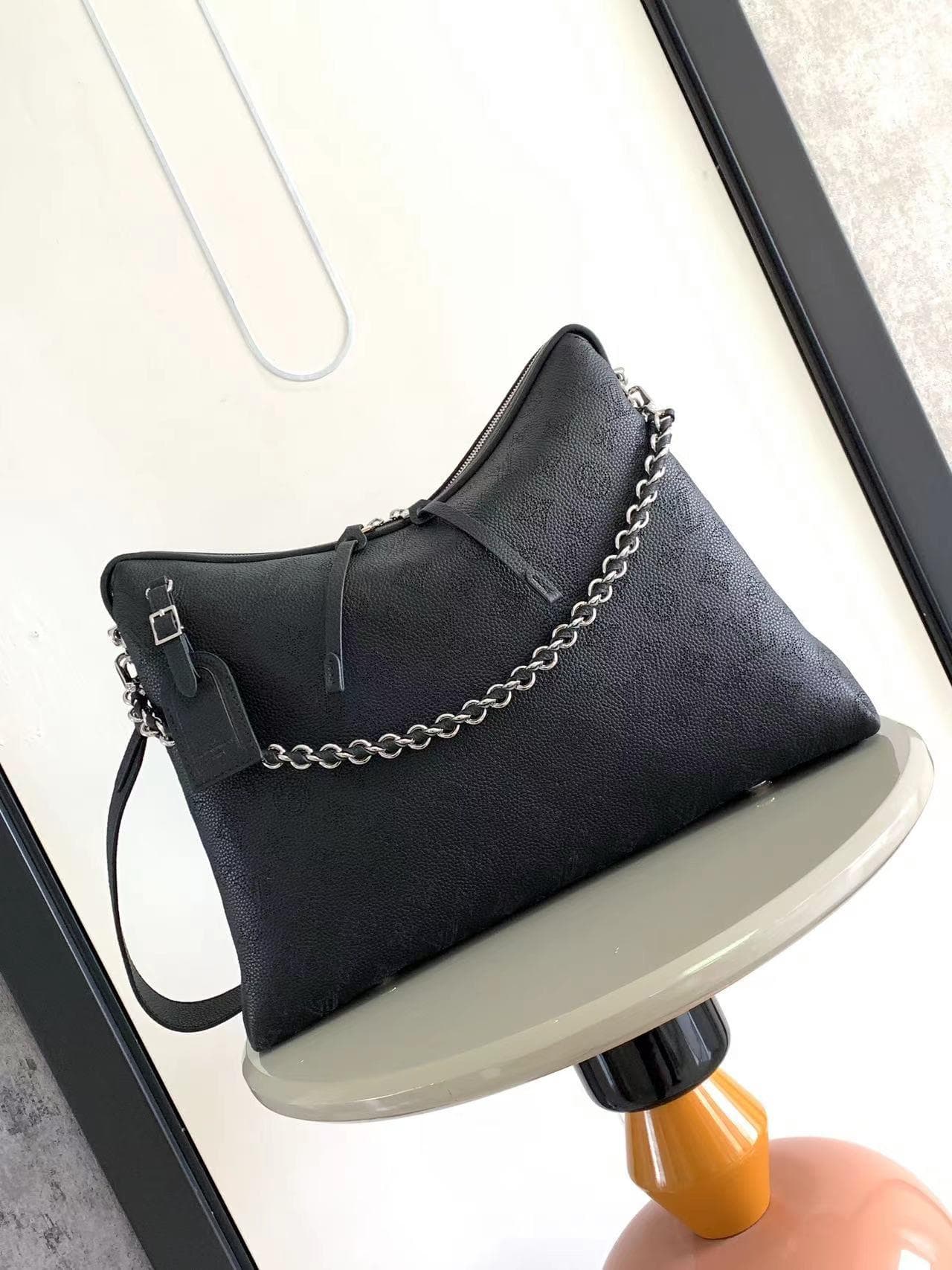 Louis Vuitton Mahina MM Hand It All