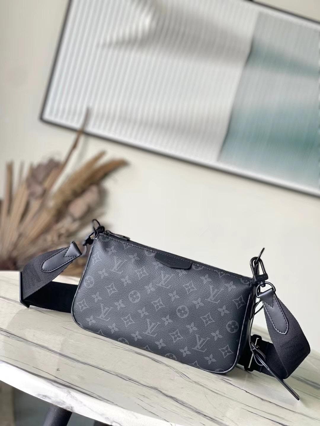 Louis Vuitton Pochette Accessoire XL