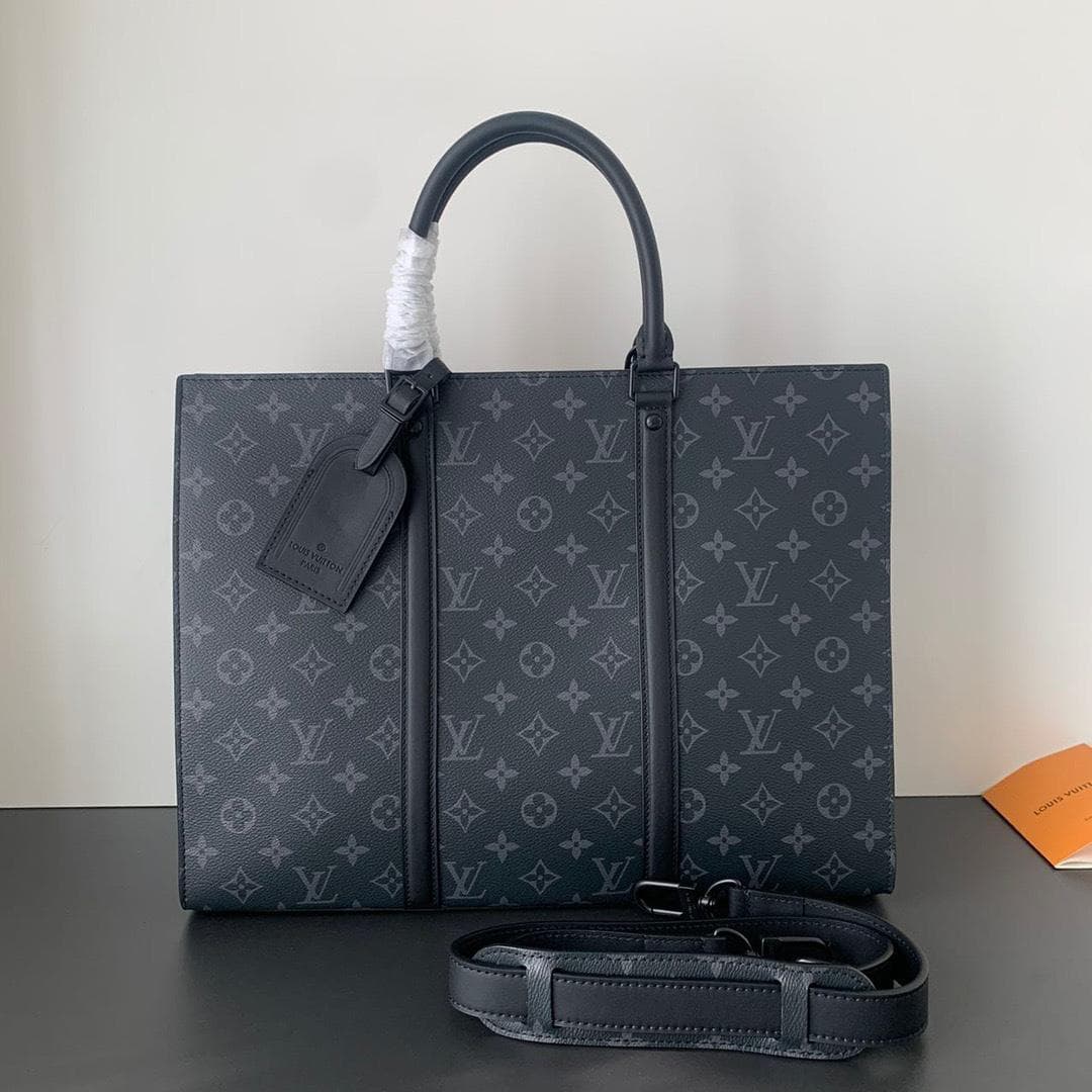 Louis Vuitton Sac Plat Monogram Eclipse