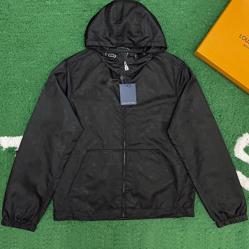 루이비통 나일론 윈드브레이커