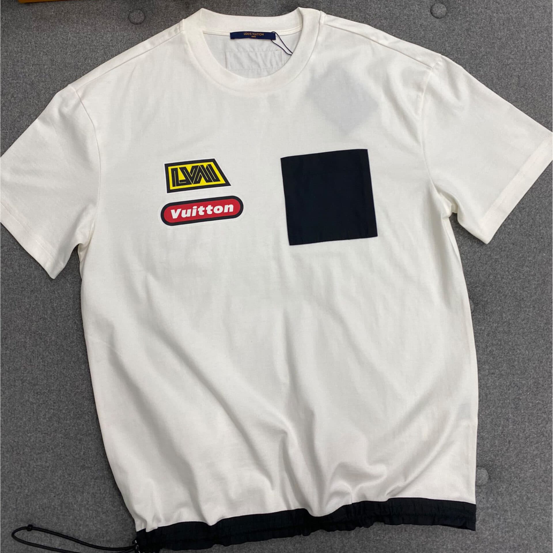 루이비통 23SS 하이브리드 코튼 반팔 티셔츠 화이트