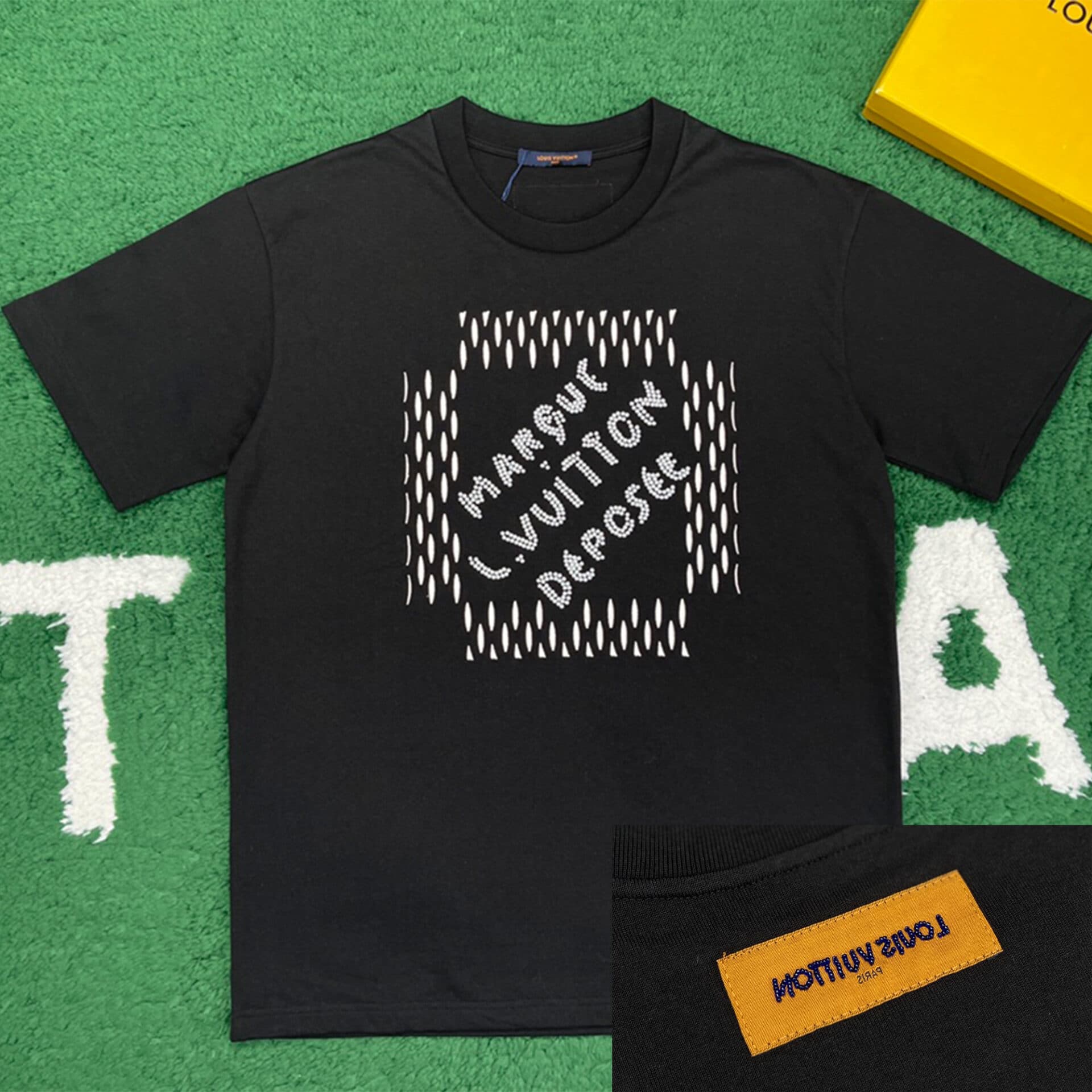 루이비통 24SS 엠브로이더드 시그니처 비즈 디테일 반팔 티셔츠 블랙