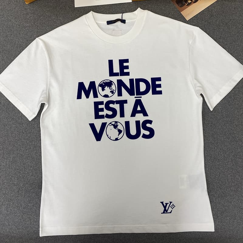 루이비통 Le Monde Est À Vous 그래픽 반팔 티셔츠