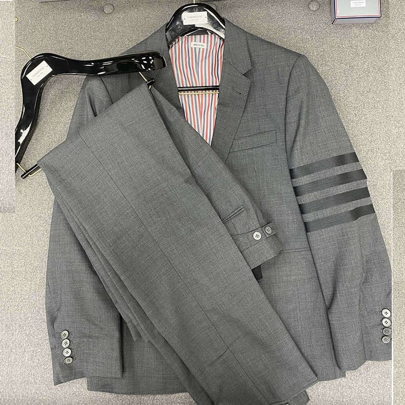 톰브라운 사선완장 4-Bar 플레인 우븐 클래식 블레이저 / 팬츠 세트