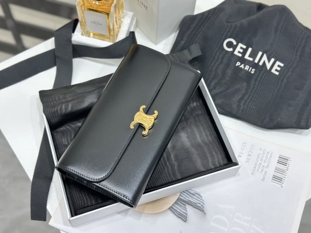 Celine Highend Large Wallet Triomphe