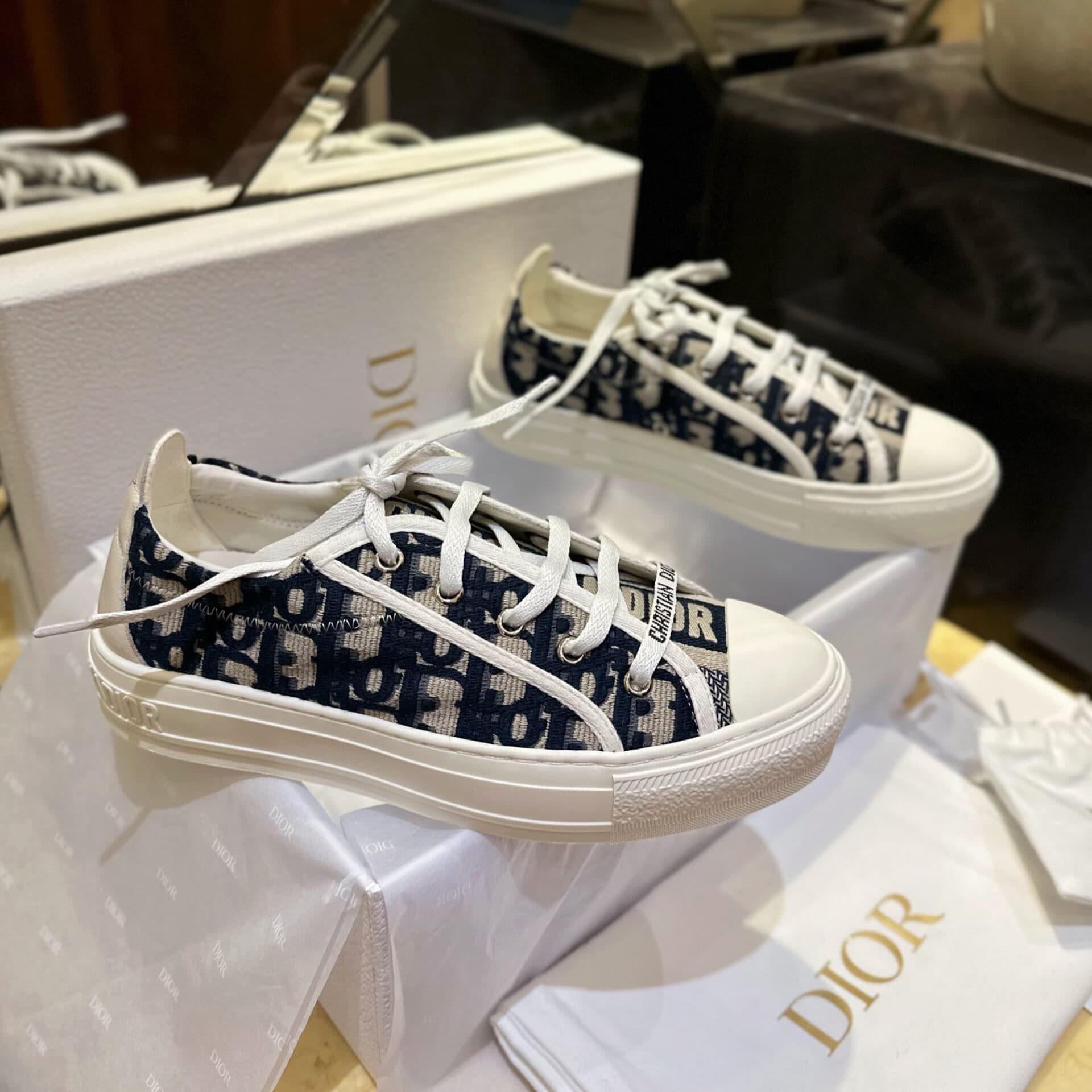 디올 오블리크 자가드 워크인 디올 스니커즈 “35SIZE – 40SIZE”