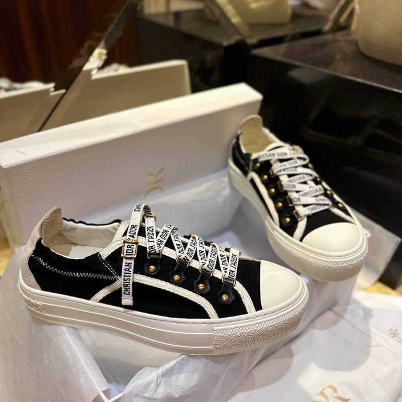 디올 워크앤디올 캔버스 스니커즈