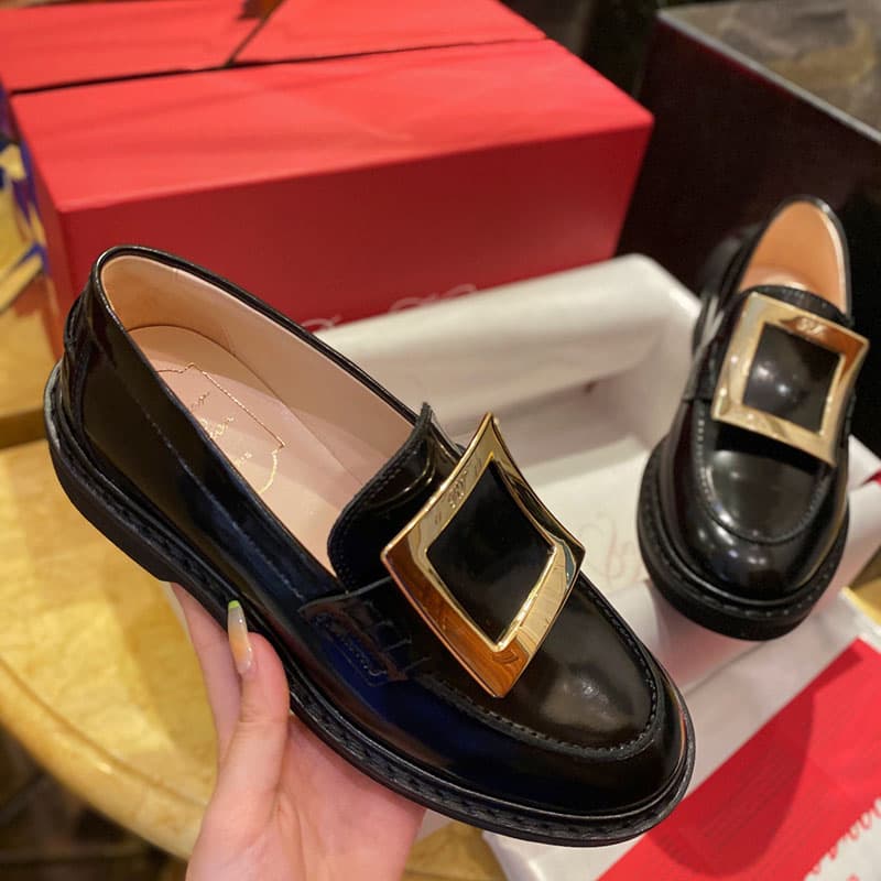 로저비비에 페이턴트 레더 비브 레인저스 로퍼