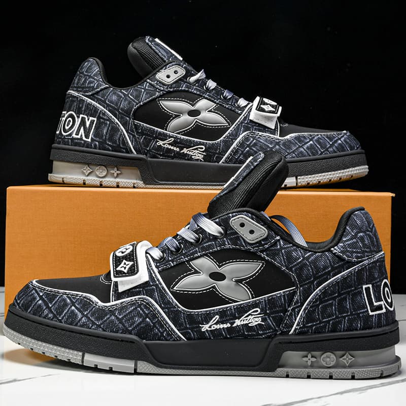 루이비통 LV 트레이너 스니커즈