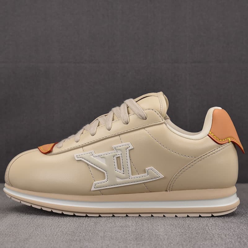 루이비통 x 니고 LV 버터소프트 스니커즈