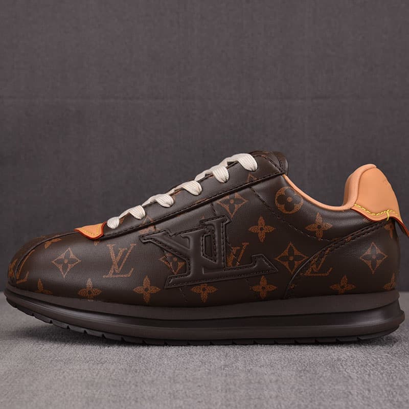 루이비통 x 니고 LV 버터소프트 스니커즈