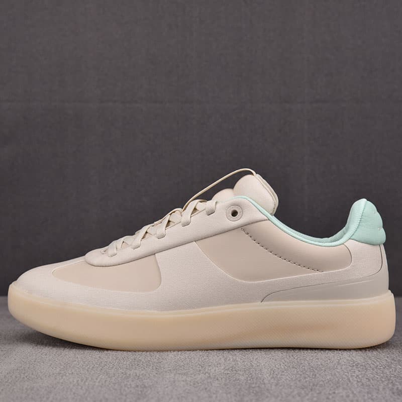 룰루레몬 시티버스 스니커즈