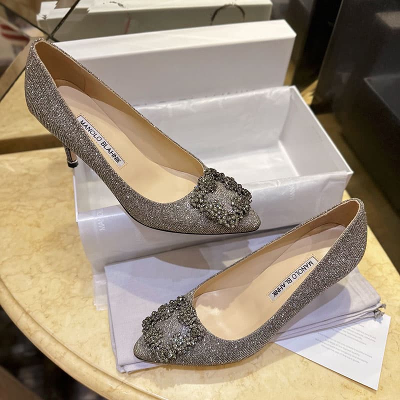 마놀로 블라닉 한가시 펌프스 글리터