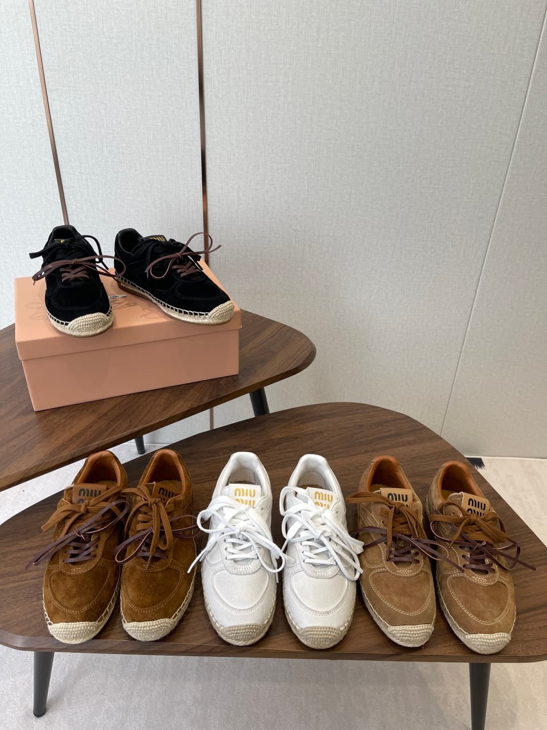 미우미우 에스파드리유 스웨이드 스니커즈