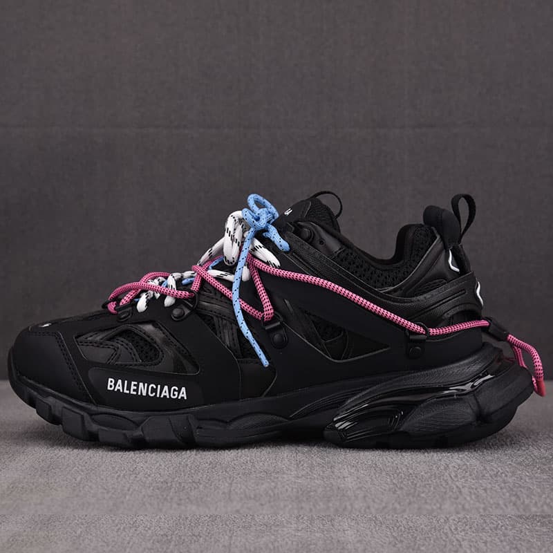 발렌시아가 트랙 트레일 레이스 스니커즈 블랙