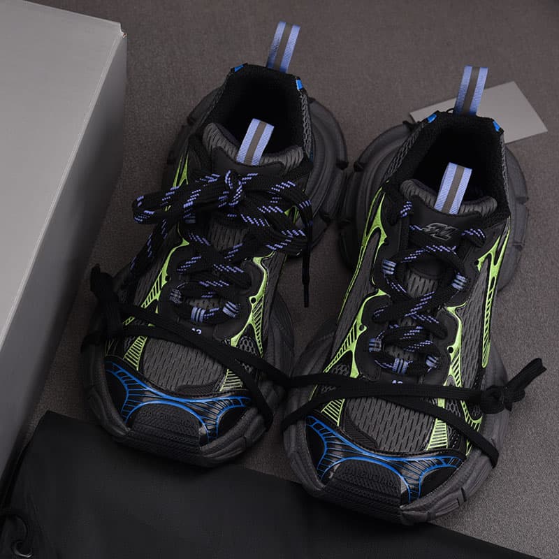 발렌시아가 3XL 스니커즈